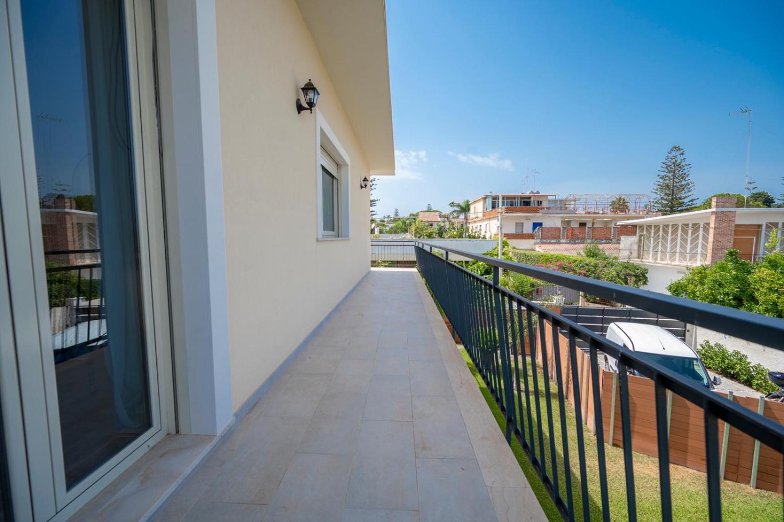 Villa Nisa Apartment Sea View Fontane Bianche Exteriör bild